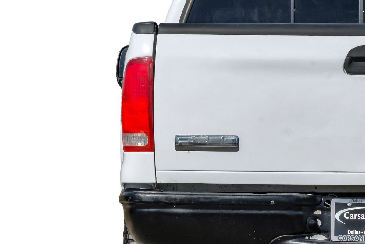 Used 2005 Ford F250 XL image 47