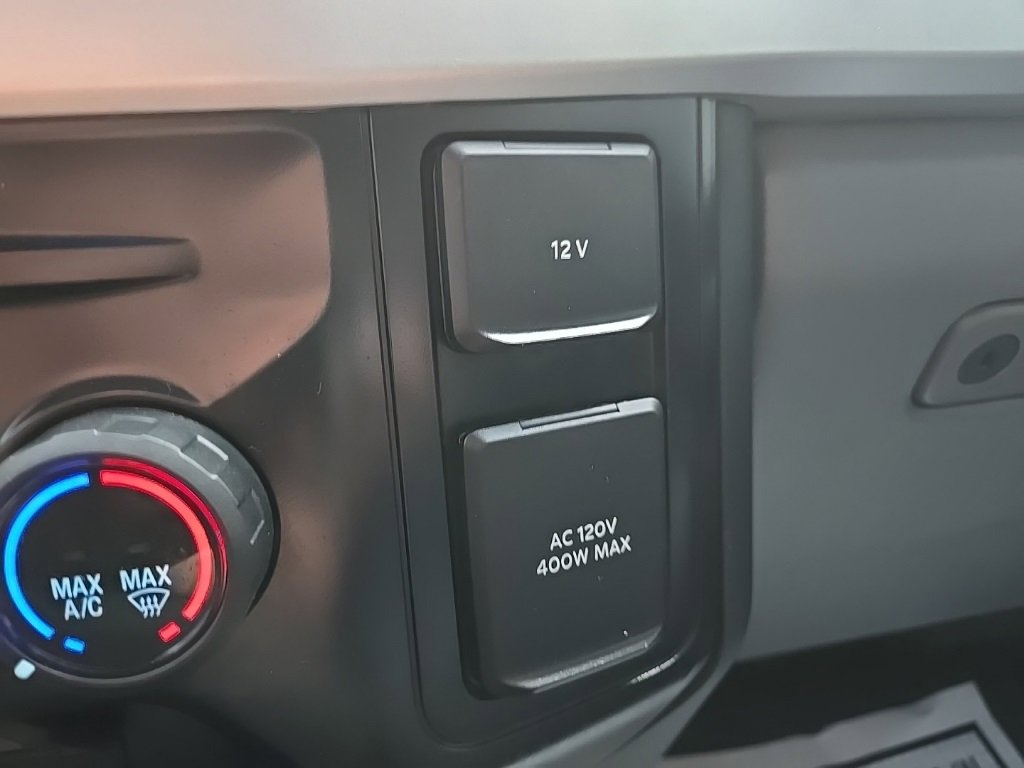 Used 2024 Ford F350 XLT w/ 360-Degree Camera Package image 4