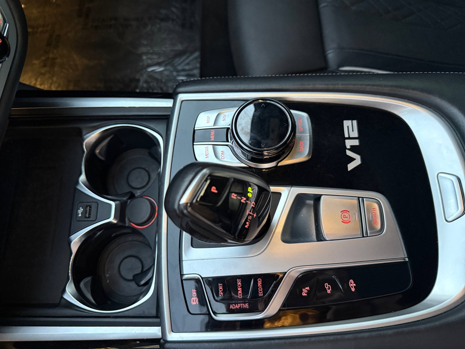 Used 2020 BMW M760i xDrive w/ Luxury Rear Seating Package AWD/4WD image 29
