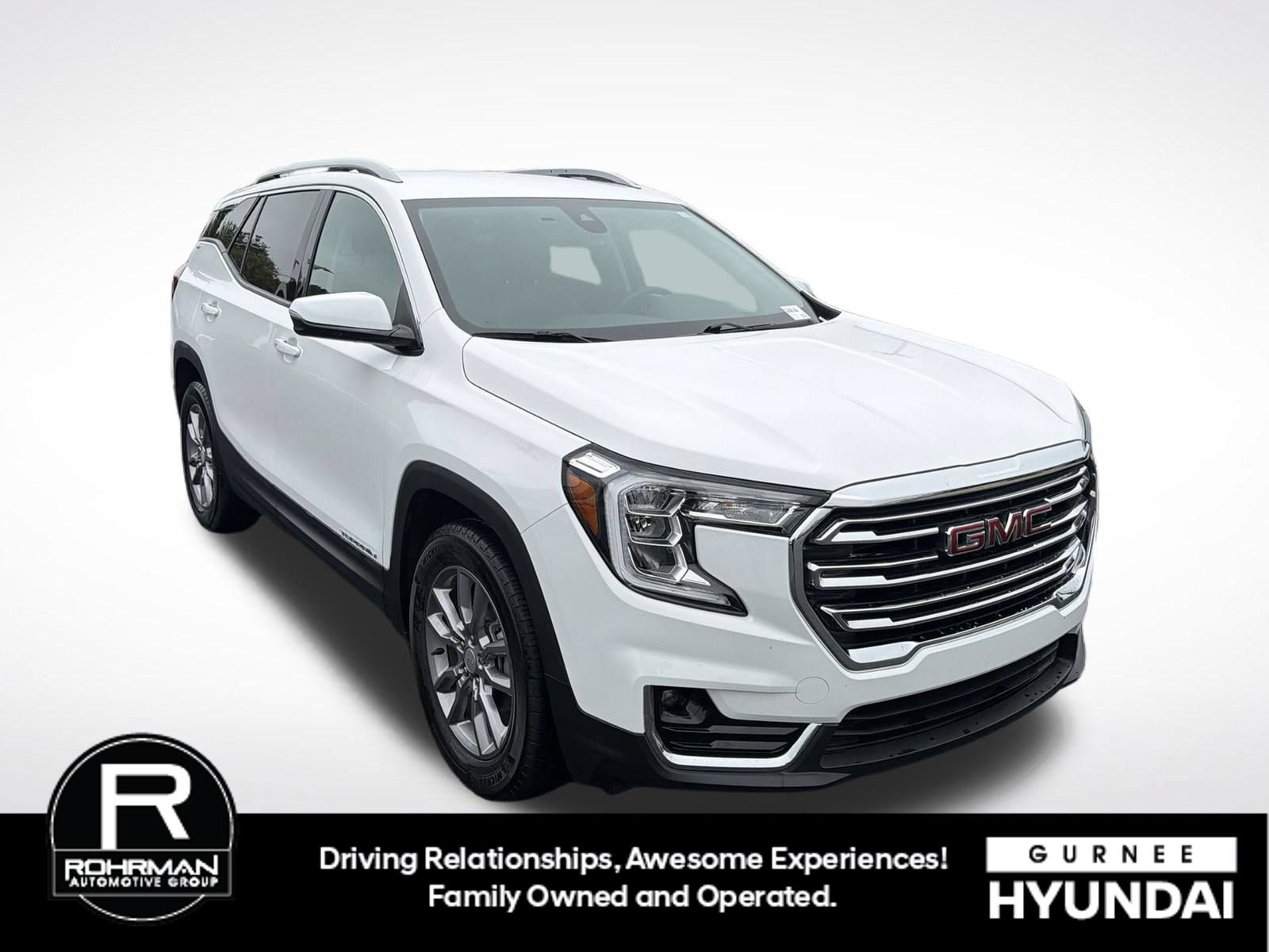 Used 2024 GMC Terrain SLT FWD image 2