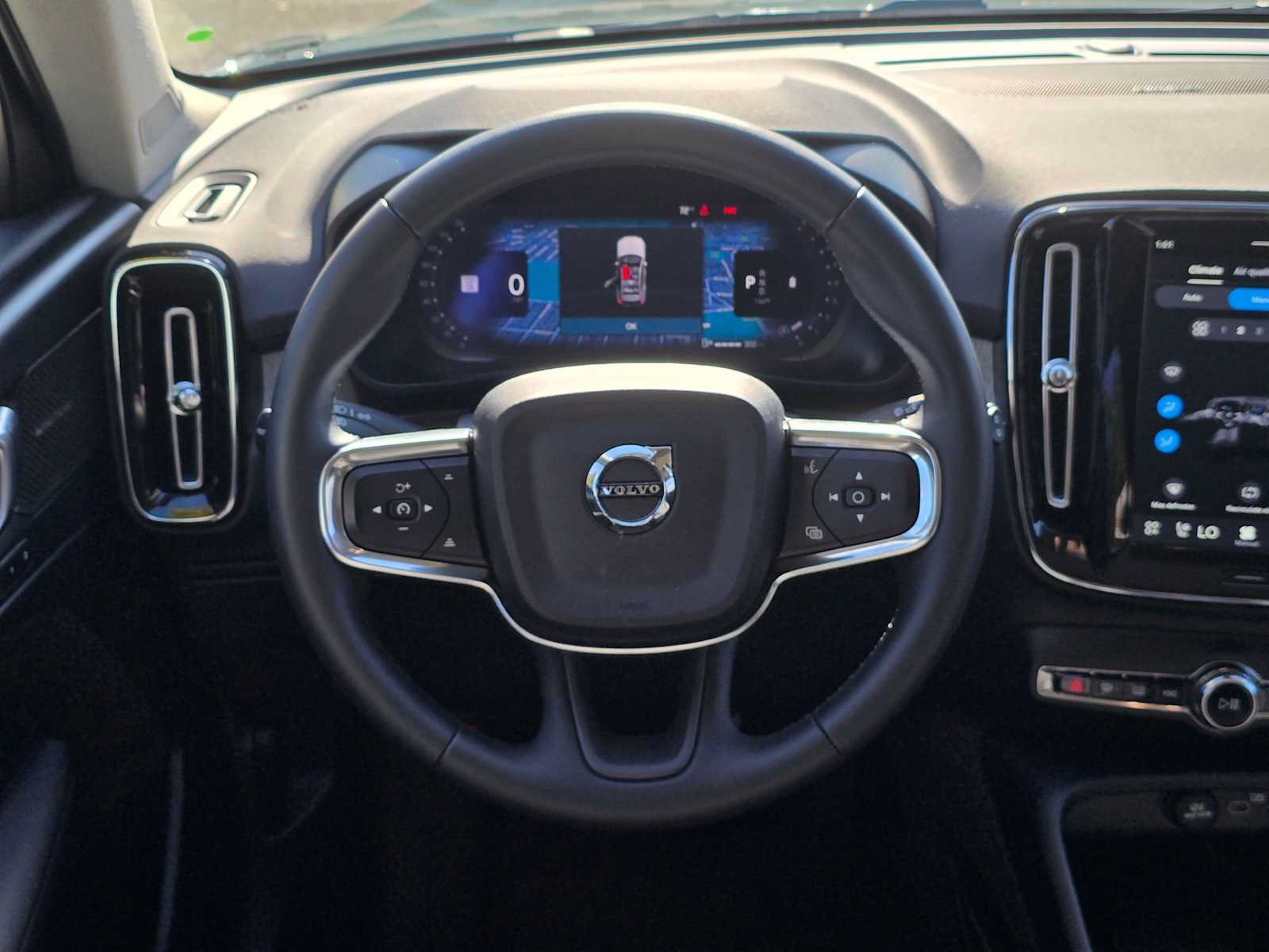 Used 2026 Volvo XC40 B5 Ultra w/ Protection Package Premier AWD/4WD image 19