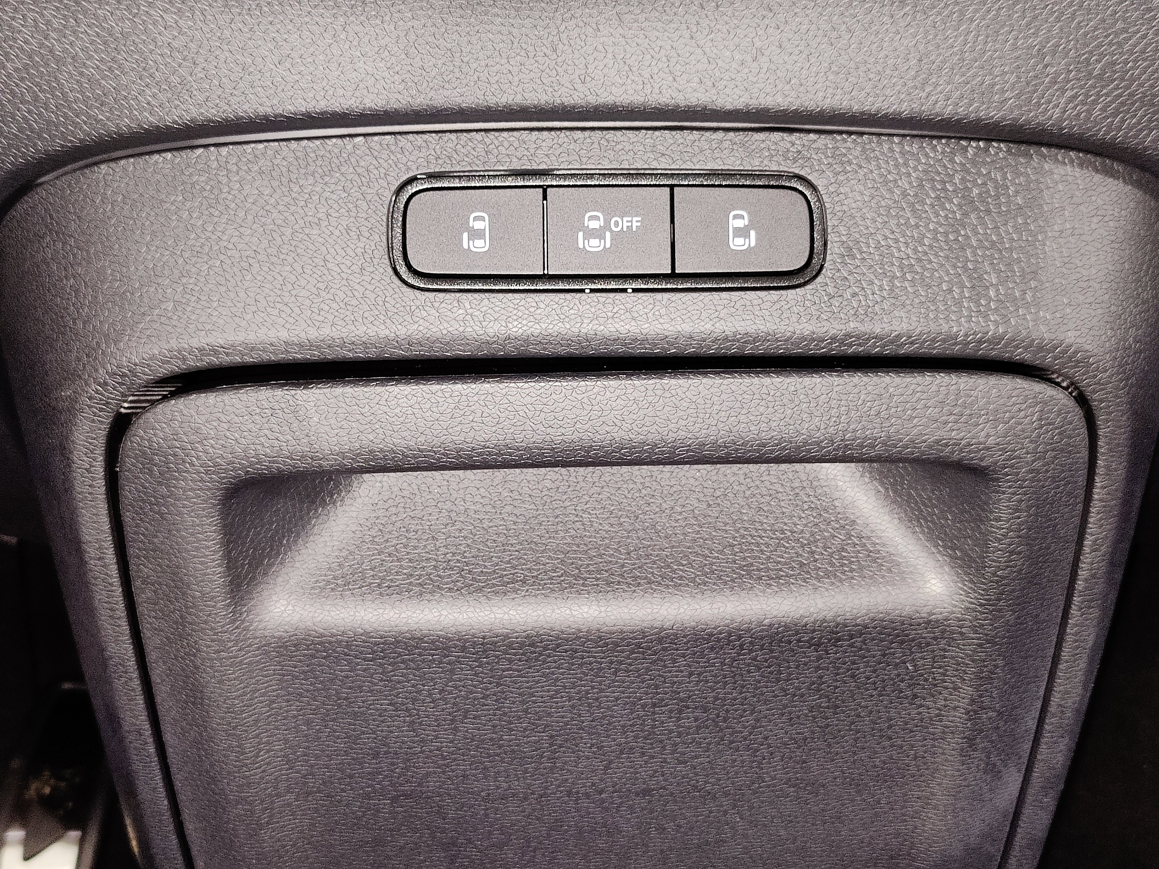 Used 2025 Volkswagen ID. Buzz Pro S image 26