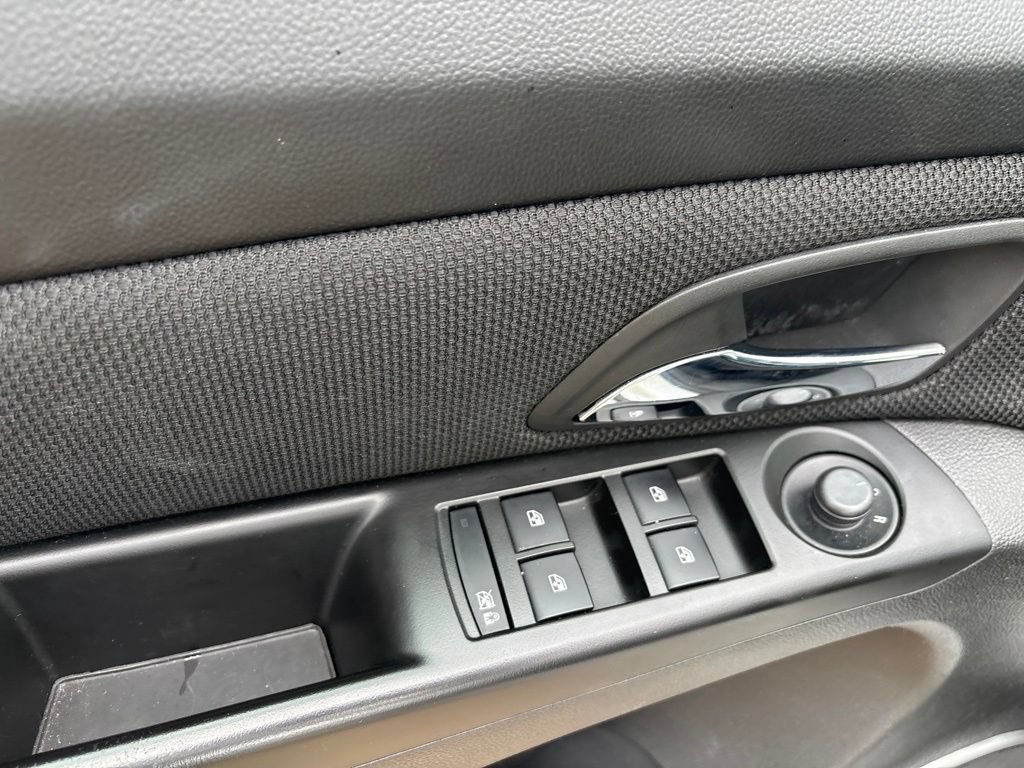 Used 2013 Chevrolet Cruze LTZ w/ Enhanced Safety Package FWD image 11