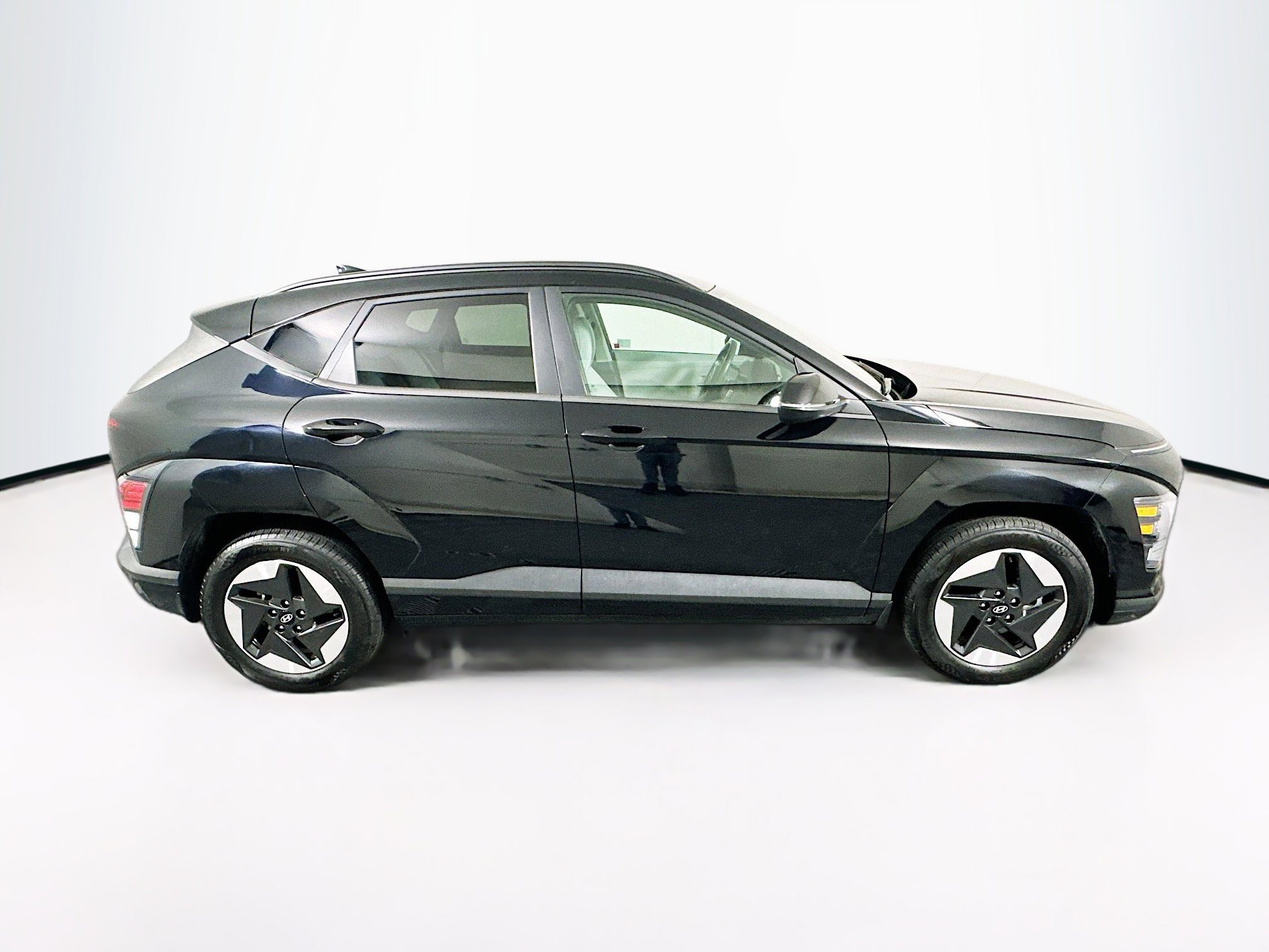 Used 2024 Hyundai Kona SEL image 10