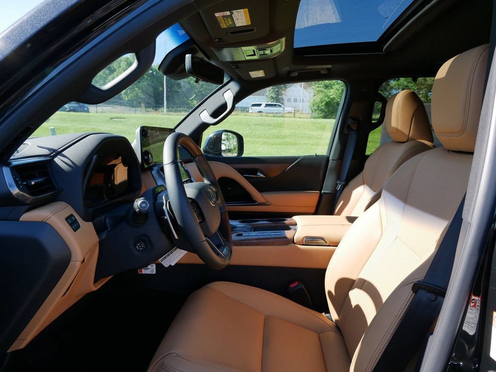 New 2026 Lexus LX 600 4WD w/ Luxury Package image 9