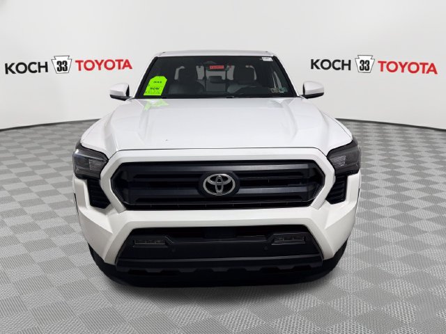 Used 2024 Toyota Tacoma SR5 AWD/4WD image 2