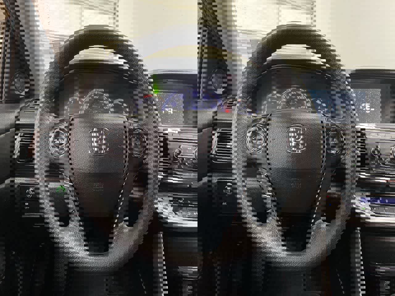 Used 2015 Honda Accord EX image 19