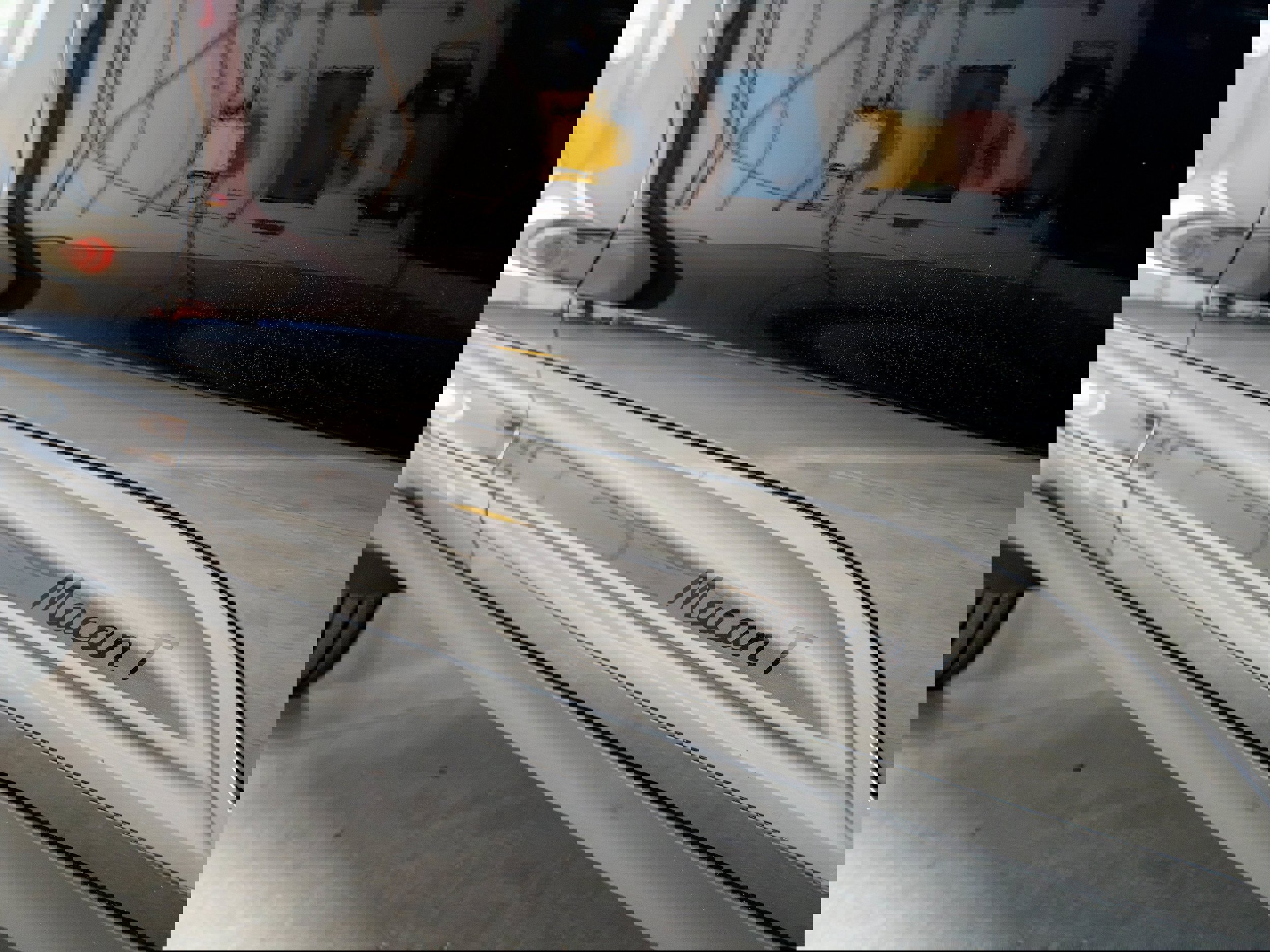 Certified 2025 Porsche Macan Turbo image 14