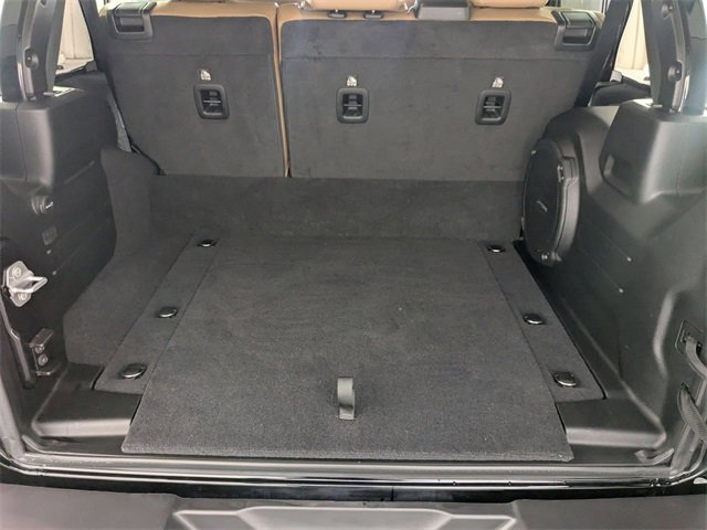 Used 2021 Jeep Wrangler Unlimited Sahara w/ Cold Weather Group image 28