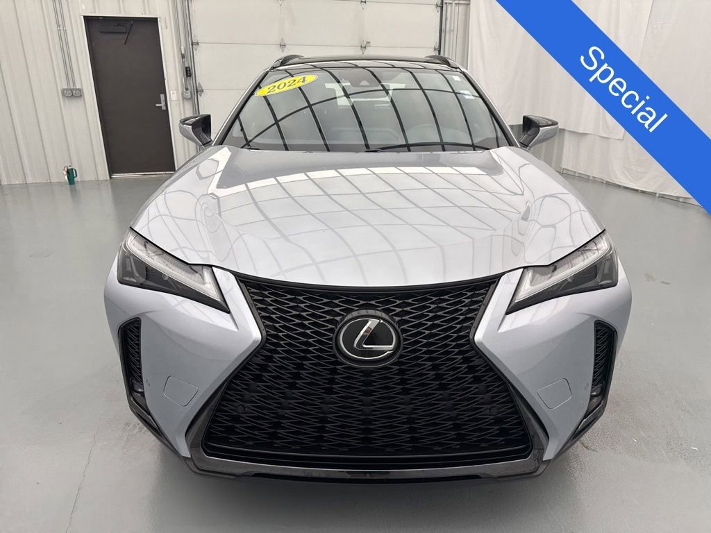 Used 2024 Lexus UX 250h F Sport FWD image 2