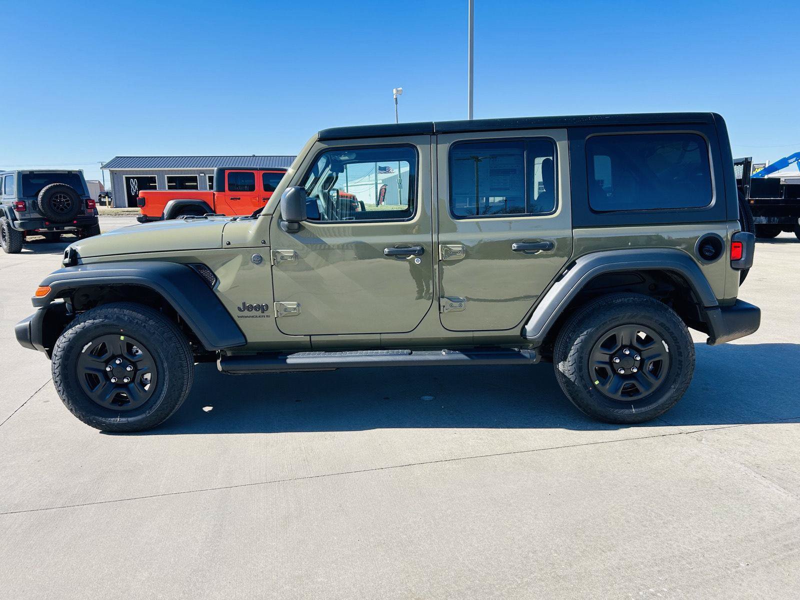 New 2026 Jeep Wrangler Unlimited Sport AWD/4WD image 30