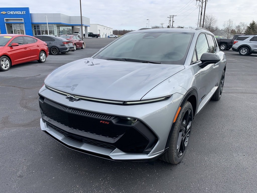 New 2024 Chevrolet Equinox EV RS image 9