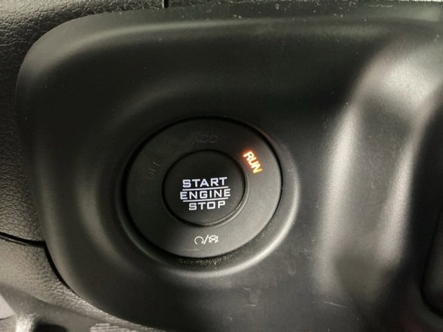 Used 2021 Jeep Wrangler Unlimited Sahara image 24