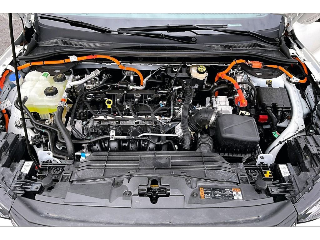Used 2025 Ford Escape SE FWD image 10