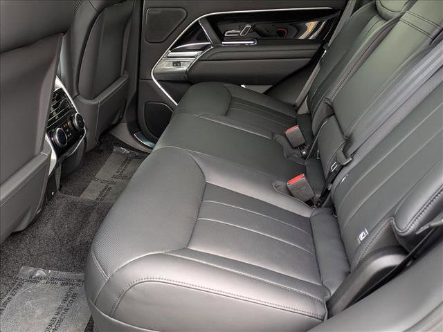 Certified 2025 Land Rover Range Rover SE AWD/4WD image 20