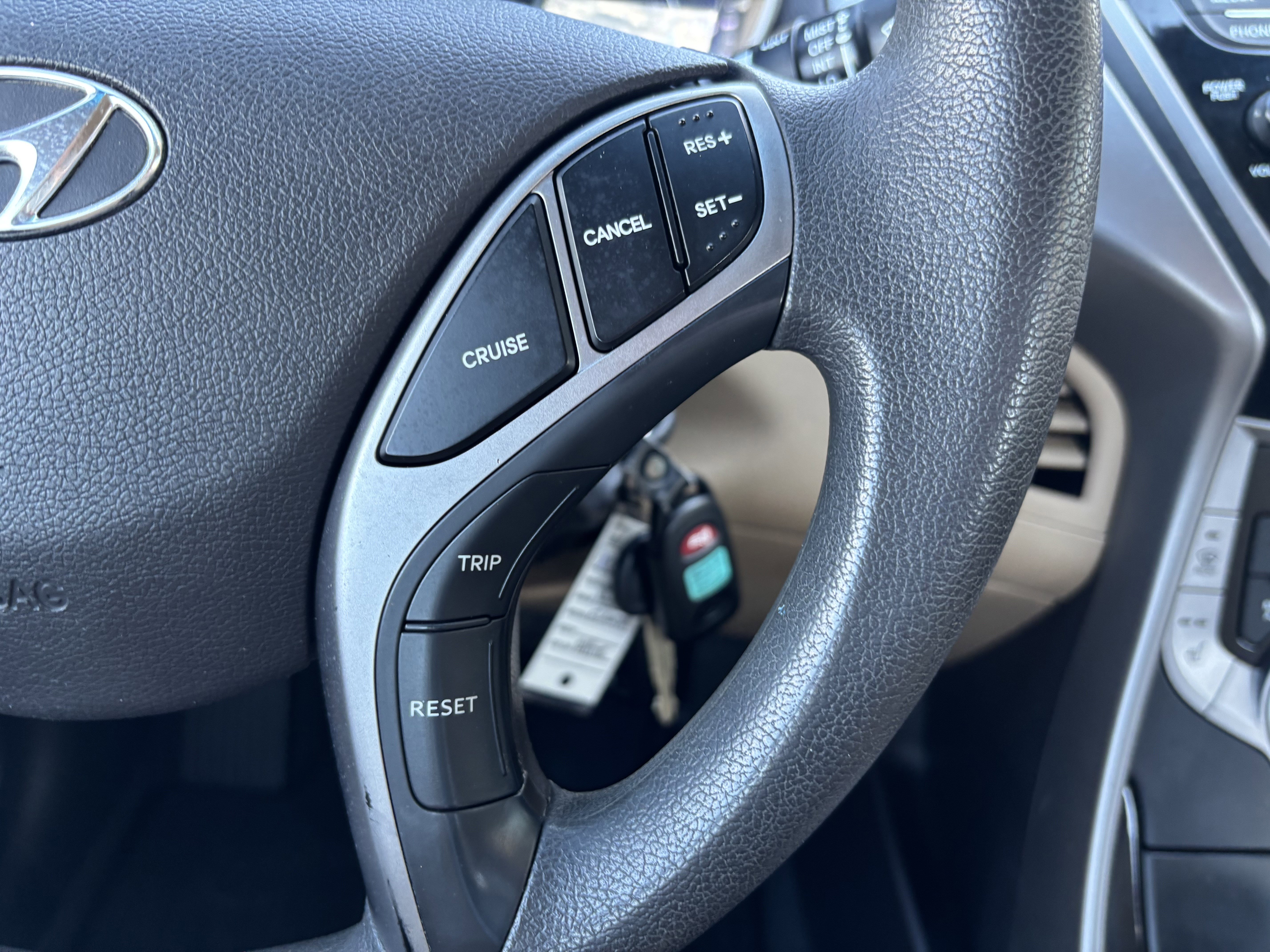 Used 2013 Hyundai Elantra GLS w/ Preferred Pkg FWD image 15