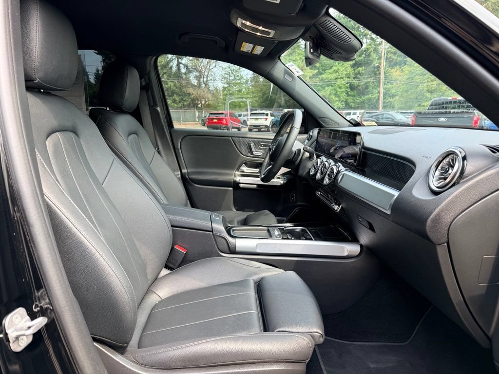 Used 2024 Mercedes-Benz EQB 250+ w/ Winter Package image 9