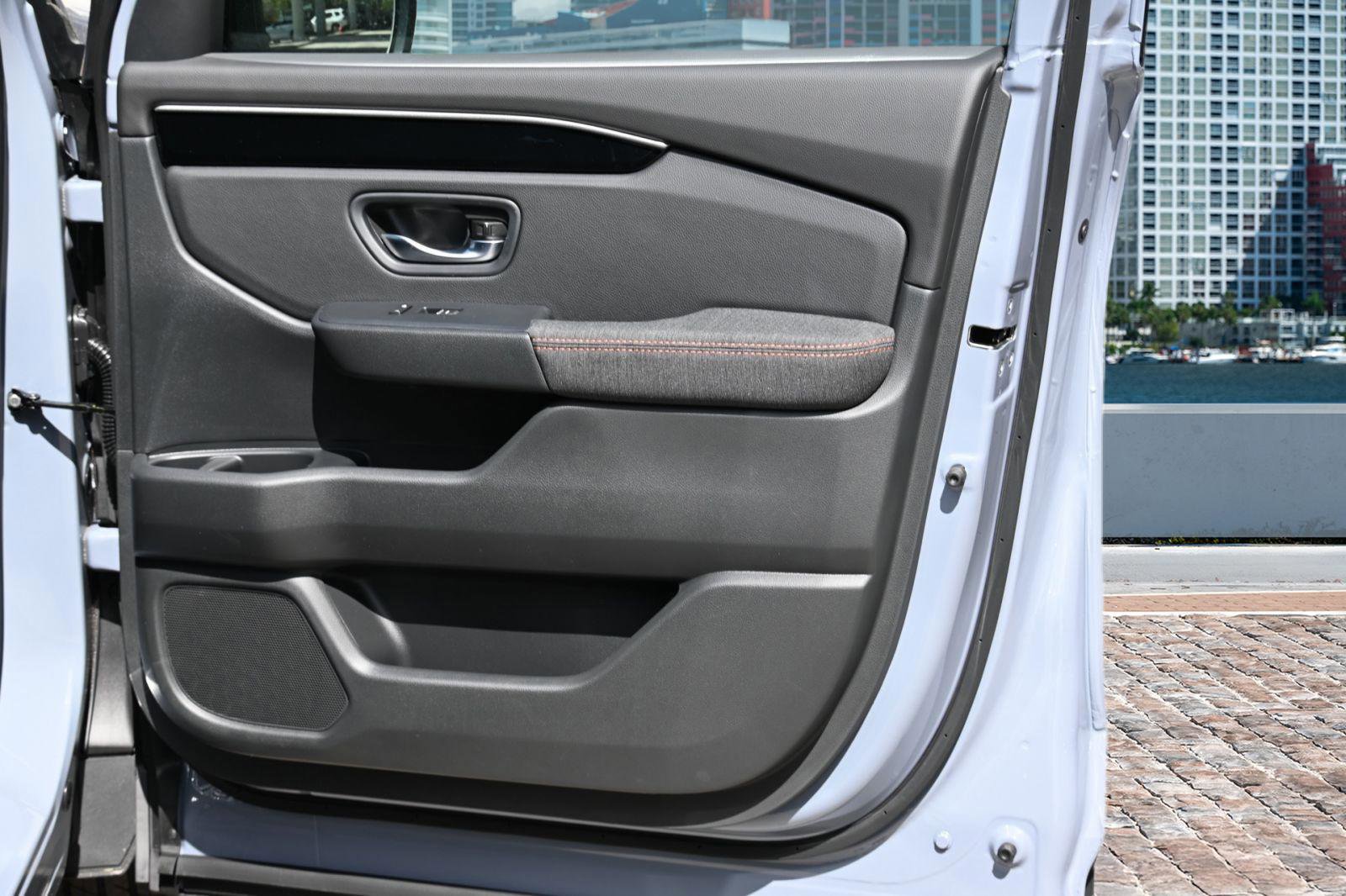 New 2026 Honda Pilot Sport image 13