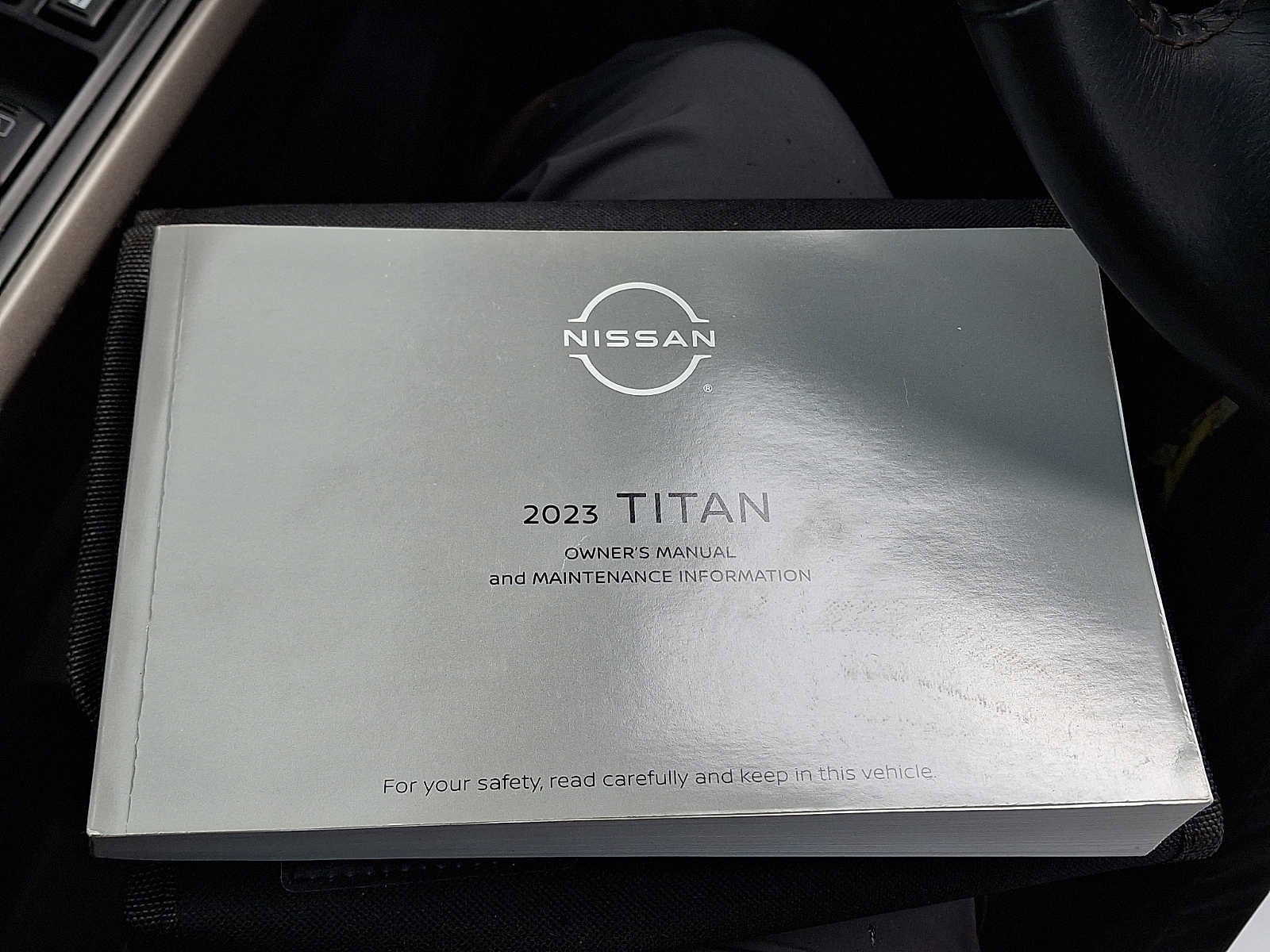 Used 2023 Nissan Titan Platinum Reserve w/ Moonroof Package image 34
