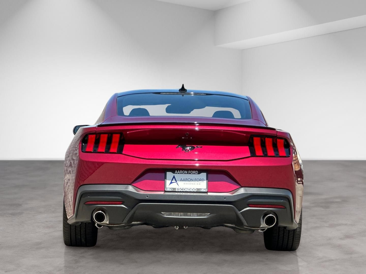 Used 2025 Ford Mustang Premium RWD image 5