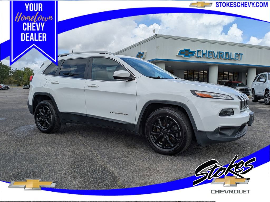 Used 2017 Jeep Cherokee Latitude w/ Comfort & Sound Group image 1