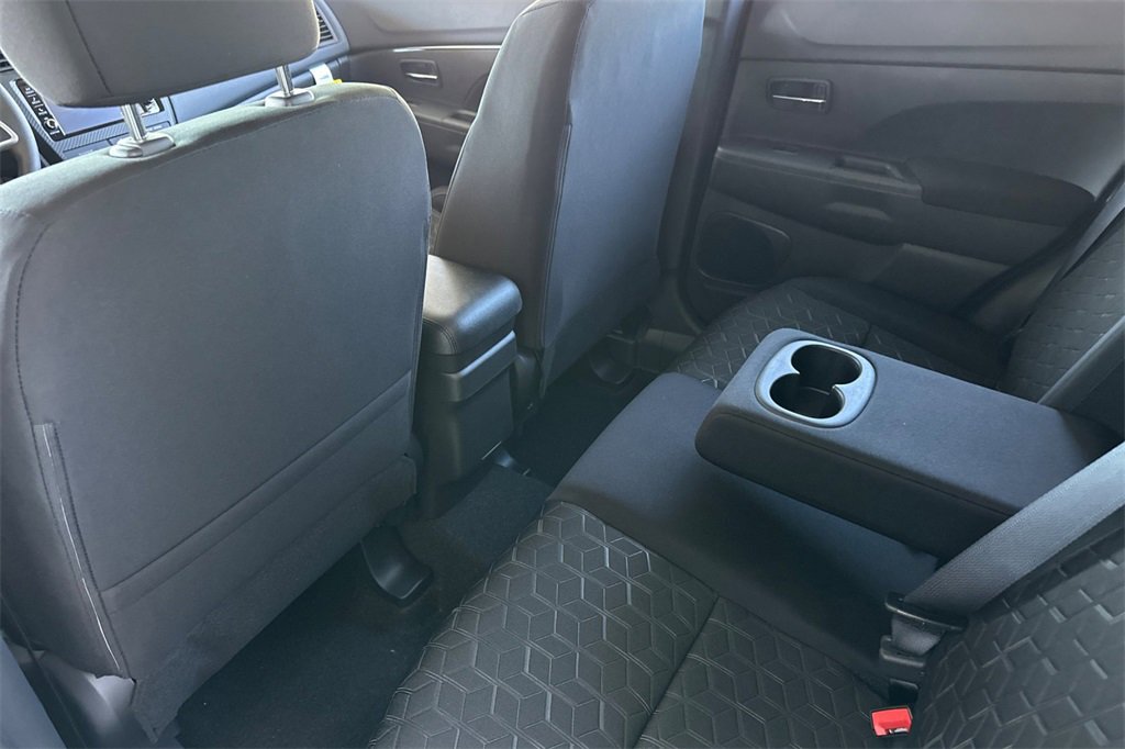 New 2025 Mitsubishi Outlander Sport ES image 13