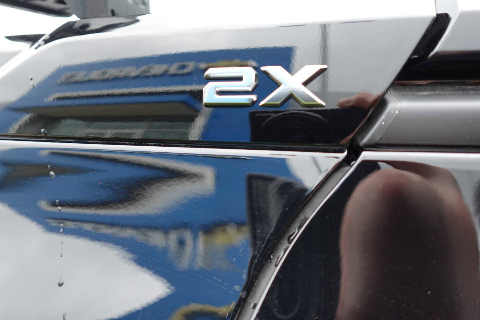 New 2024 GMC Hummer EV 2X w/ Extreme Off-Road Package image 10