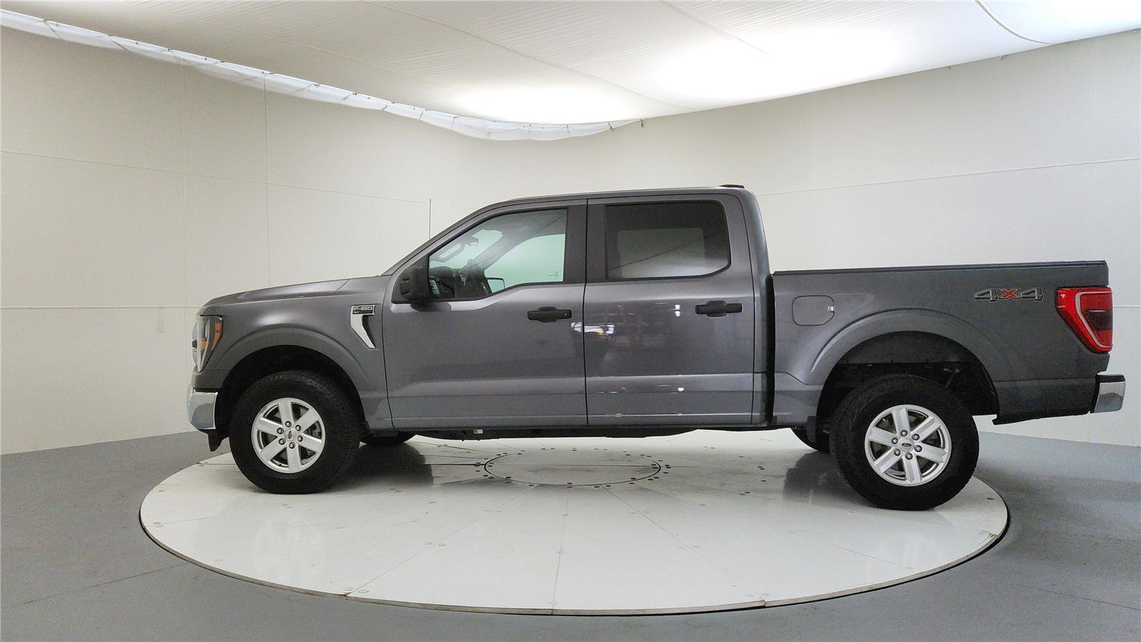 Used 2023 Ford F150 XLT image 5