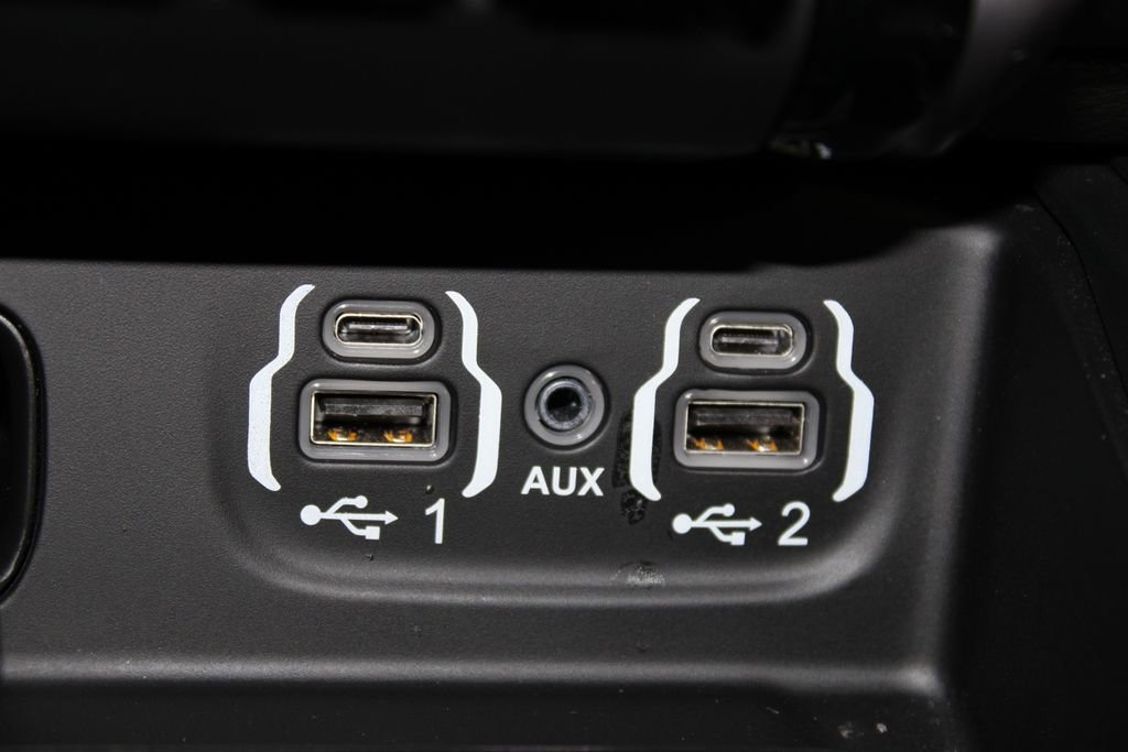 Used 2022 RAM 1500 Limited w/ Body-Colour Bumper Group AWD/4WD image 44