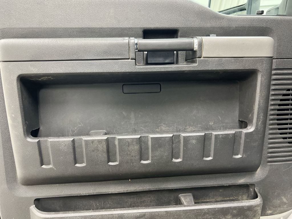 Used 2014 Ford F250 Lariat w/ Chrome Package image 20