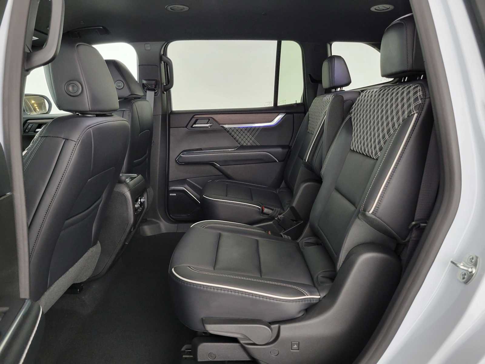 New 2027 GMC Acadia Denali AWD/4WD image 18