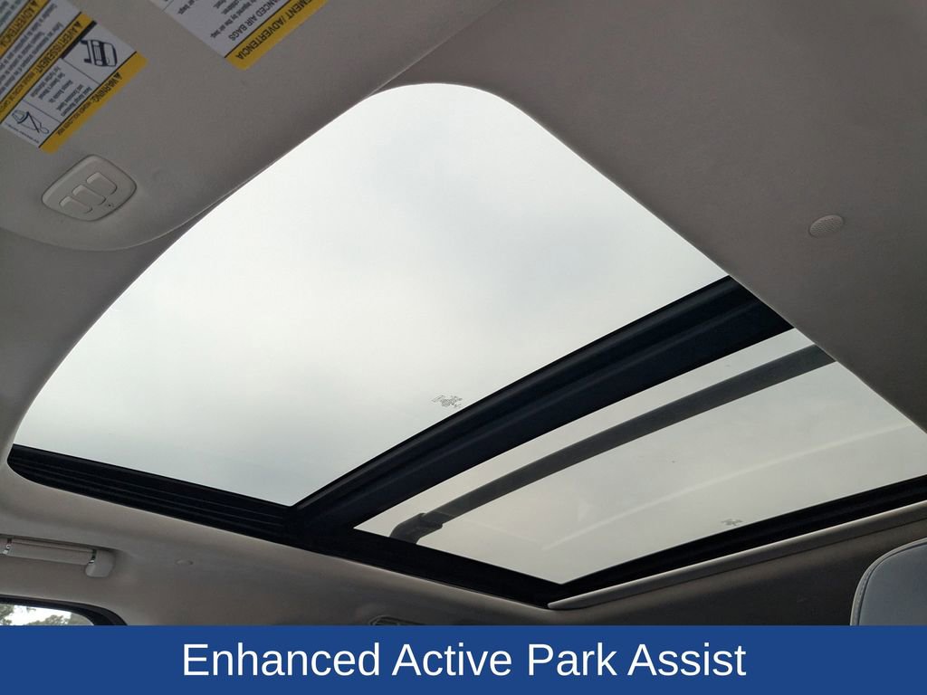 Used 2021 Lincoln Navigator L Black Label w/ Cargo Convenience Package image 15