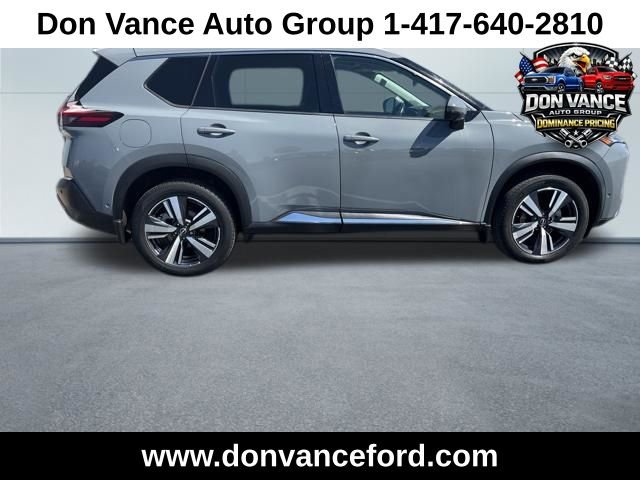 Used 2022 Nissan Rogue SL w/ SL Premium Package image 14