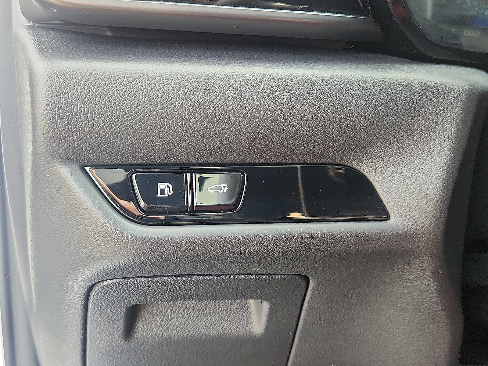 Used 2022 Lexus NX 350h AWD w/ Towing Package (2000 Lbs) image 22