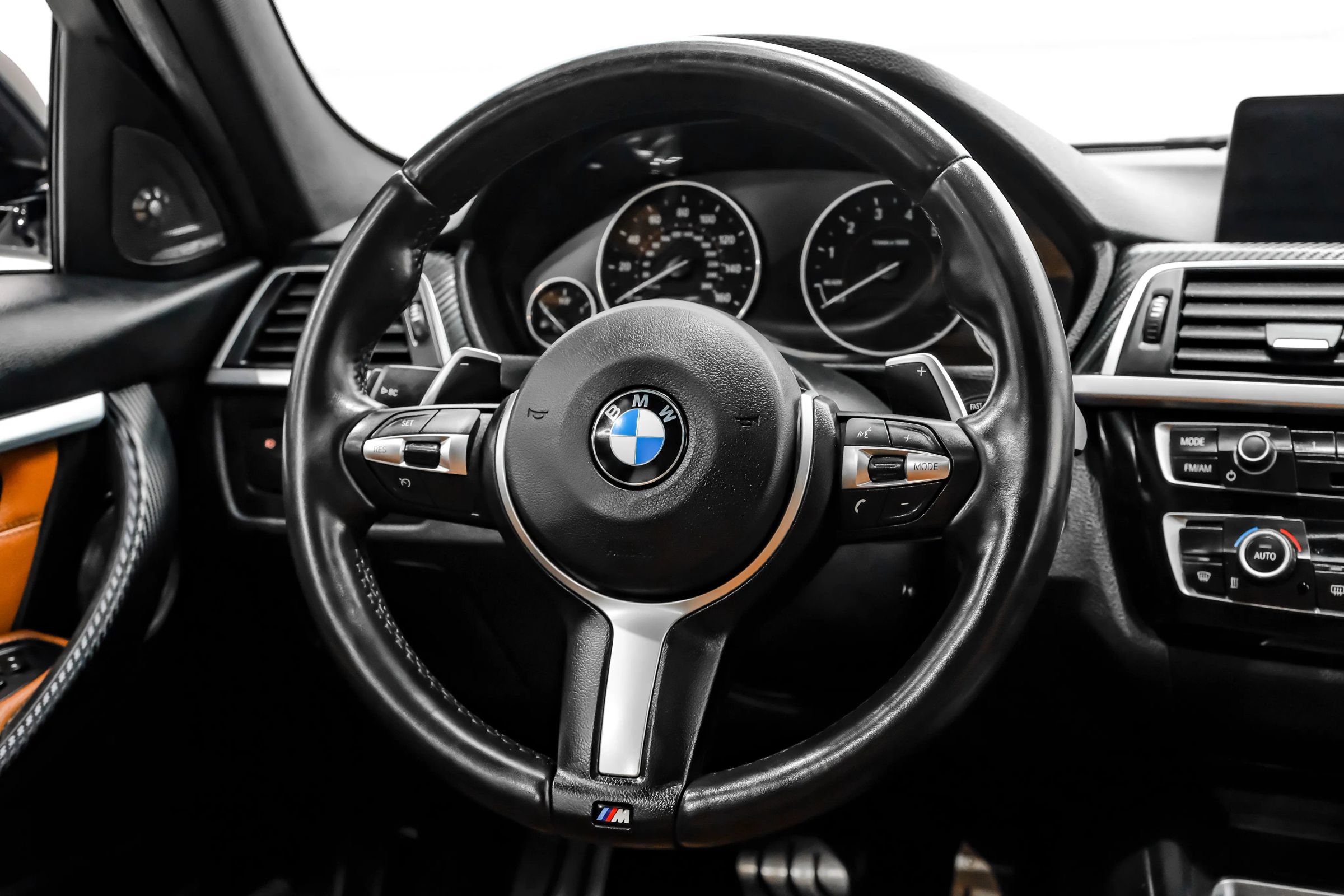 Used 2017 BMW 340i Sedan RWD image 16