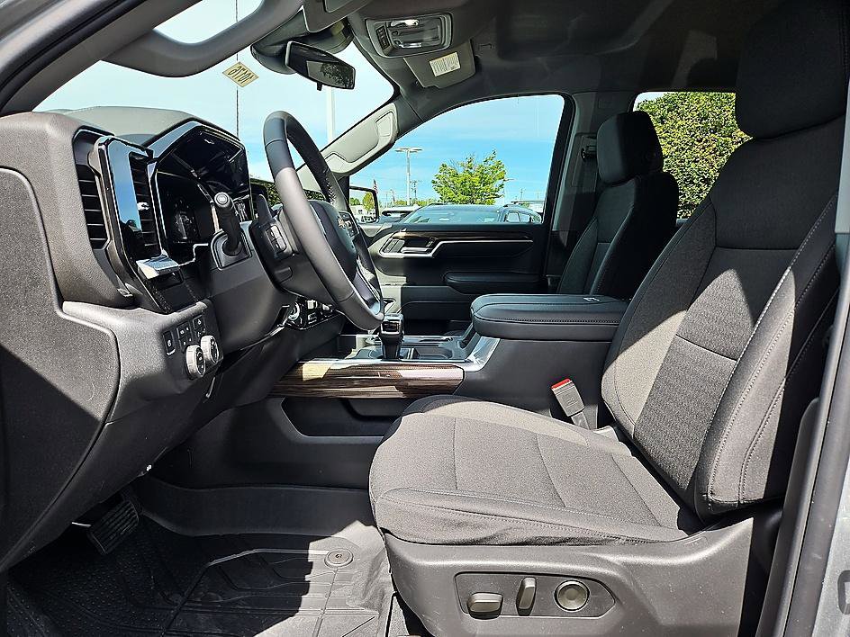 New 2026 Chevrolet Silverado 1500 LT w/ Z71 Off-Road Package AWD/4WD image 10