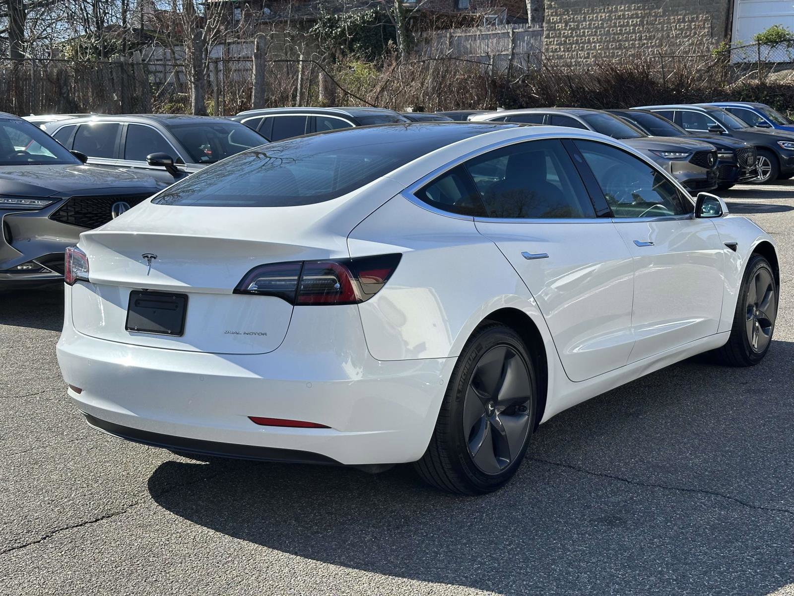 Used 2019 Tesla Model 3 Long Range AWD/4WD image 3