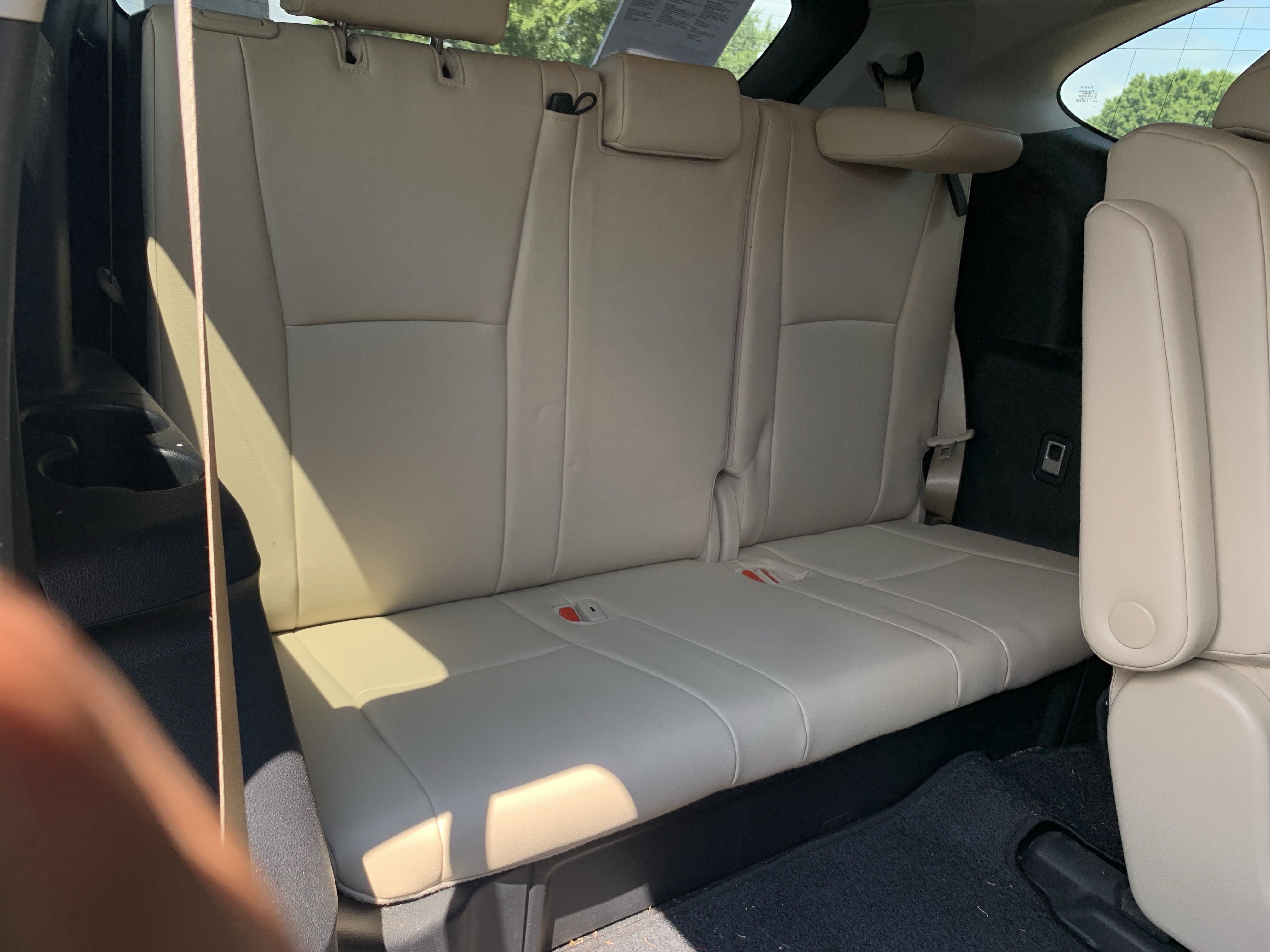 Used 2021 Toyota Highlander XLE image 33