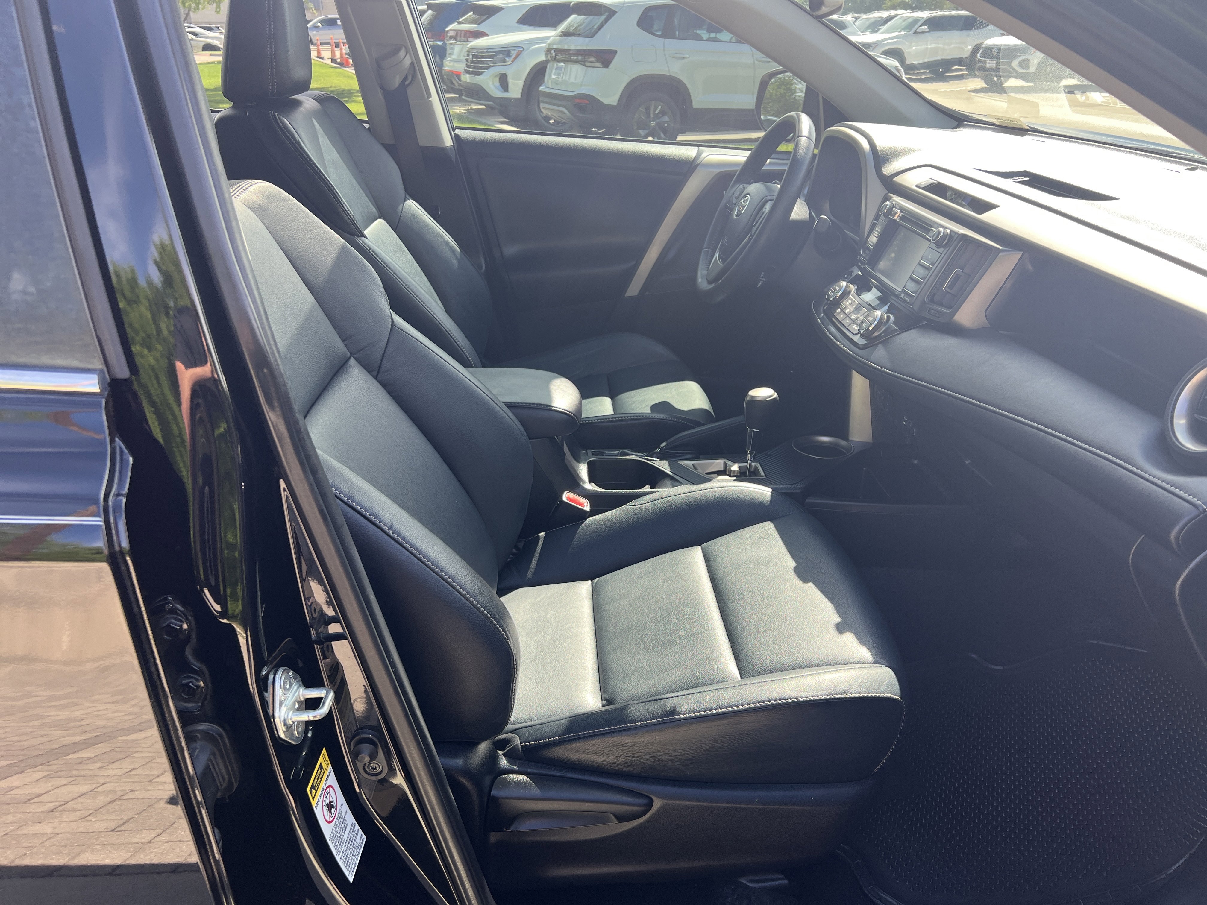 Used 2013 Toyota RAV4 Limited FWD image 27