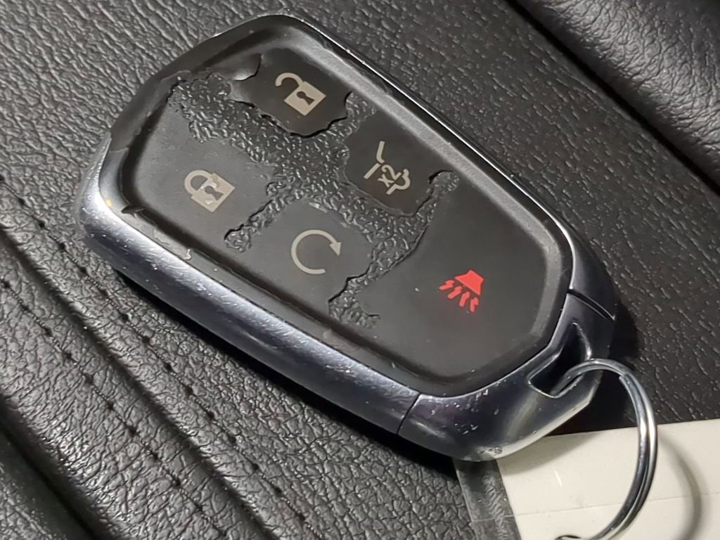 Used 2023 Cadillac XT6 Premium Luxury image 51