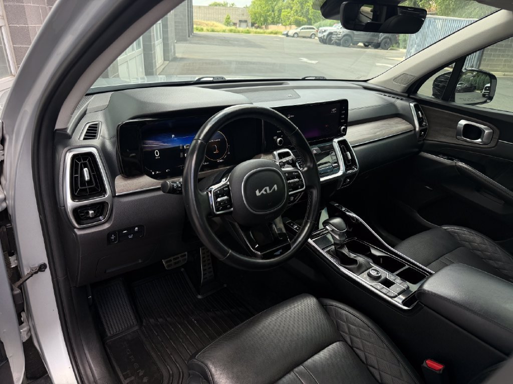 Used 2022 Kia Sorento SX Prestige AWD/4WD image 25
