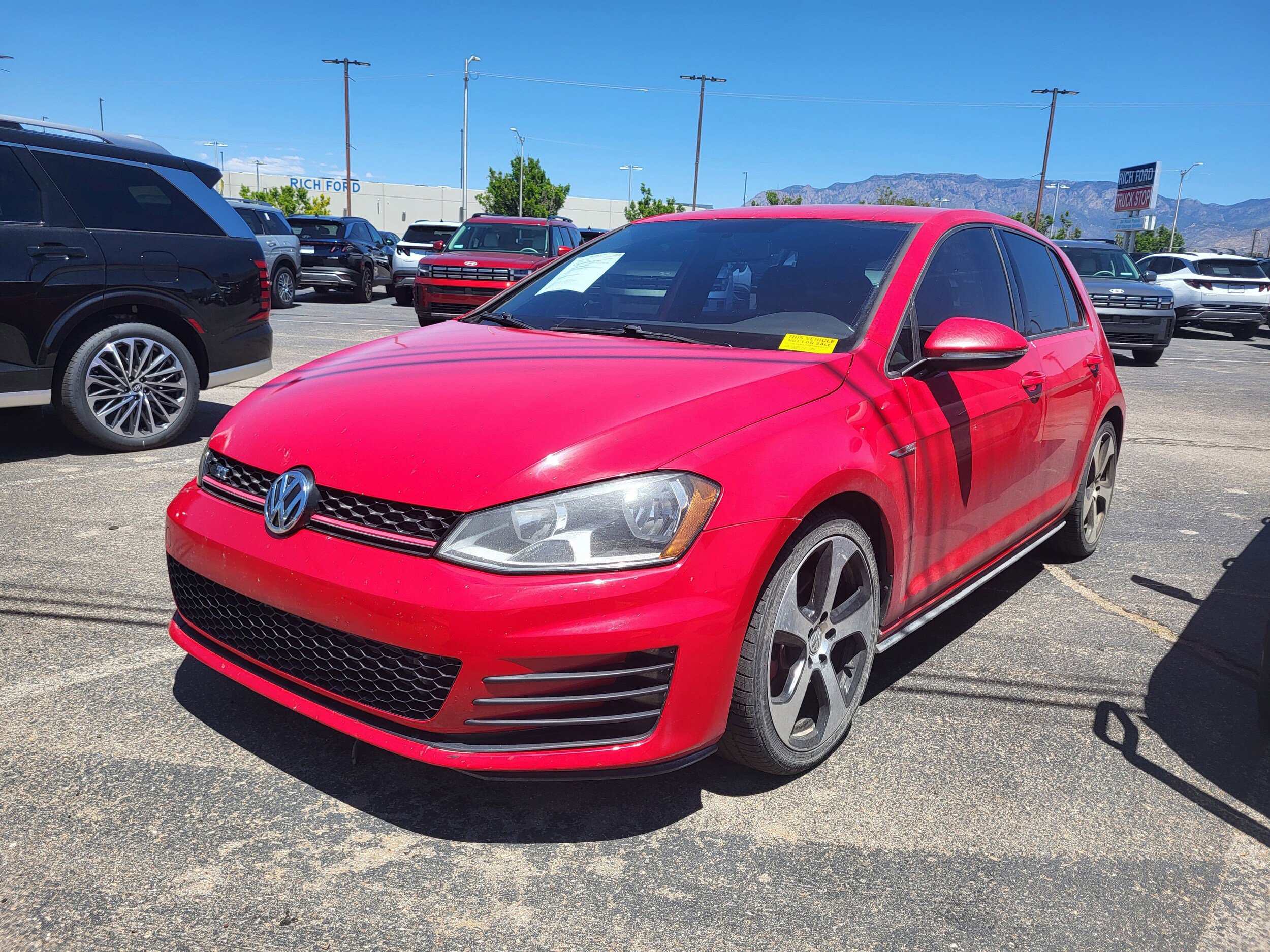 Used 2017 Volkswagen GTI S FWD image 12