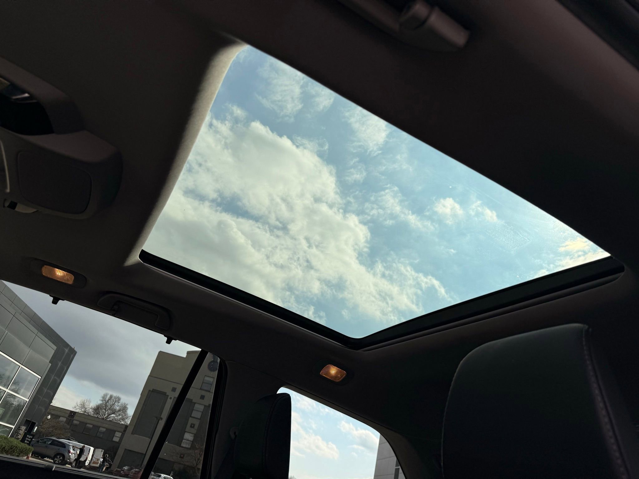 Used 2020 Honda Pilot Elite image 33