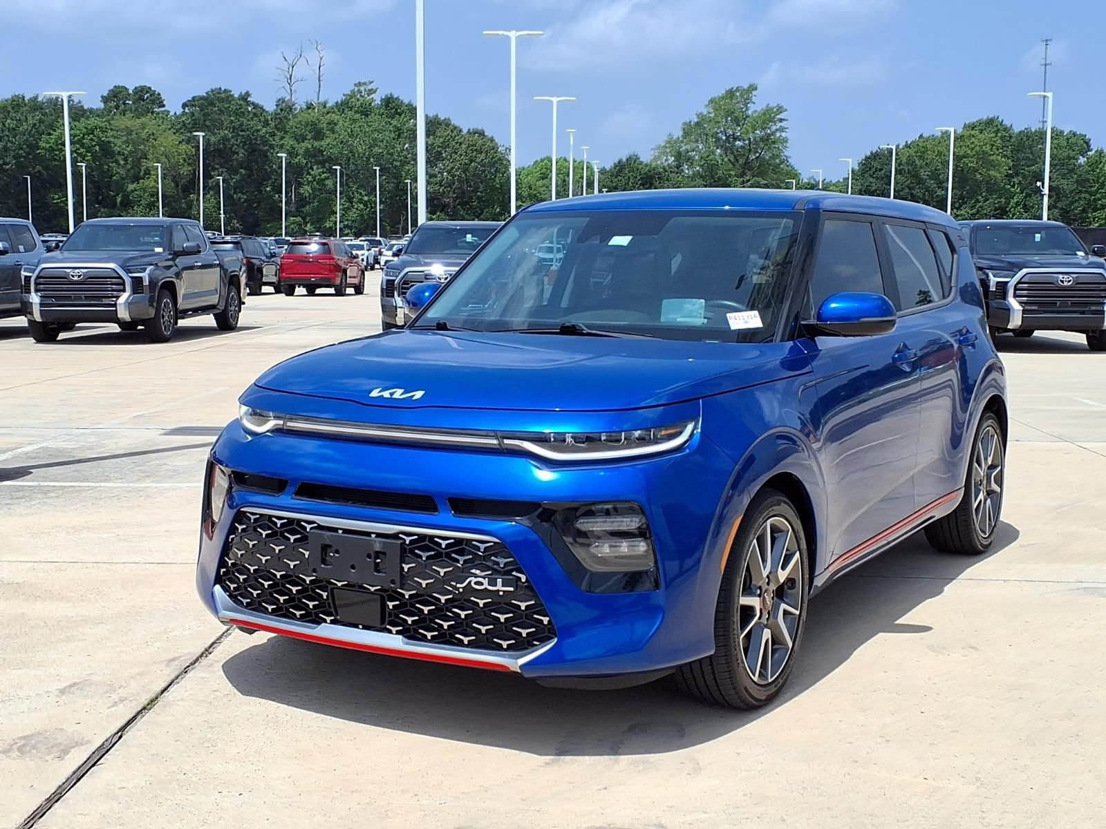 Used 2022 Kia Soul Turbo FWD image 3