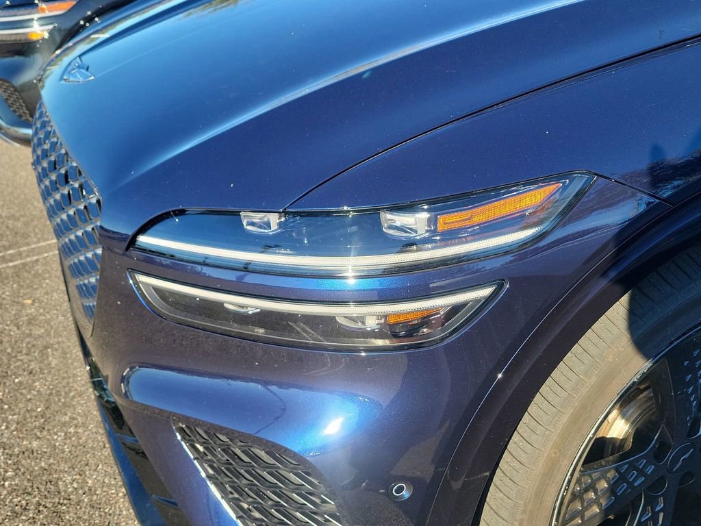 Used 2025 Genesis GV70 3.5T Sport w/ Sport Advanced Package image 4