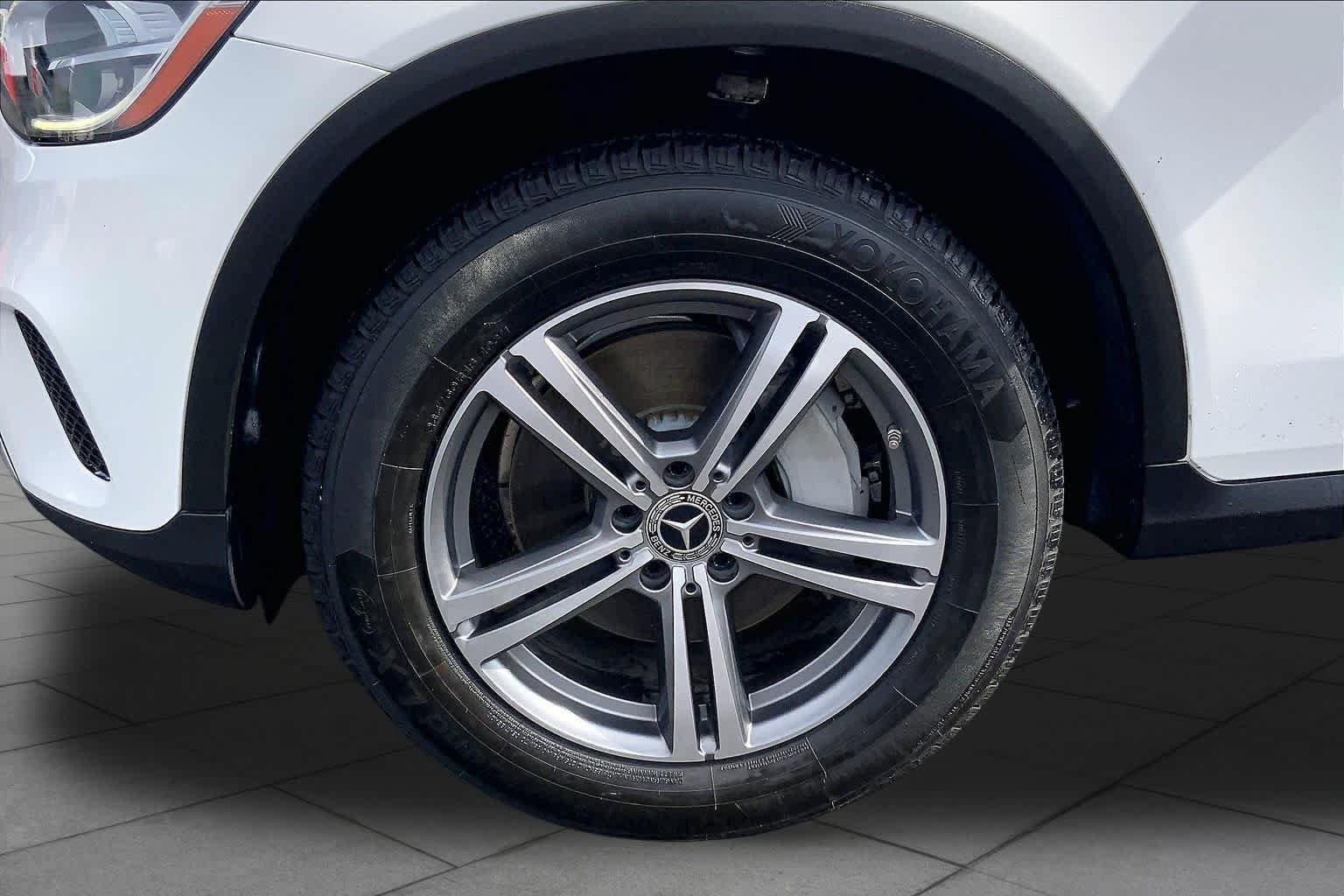 Used 2020 Mercedes-Benz GLC 300 image 11