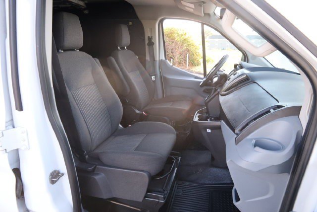 Used 2016 Ford Transit 250 130 Low Roof w/ Exterior Upgrade Package RWD image 23