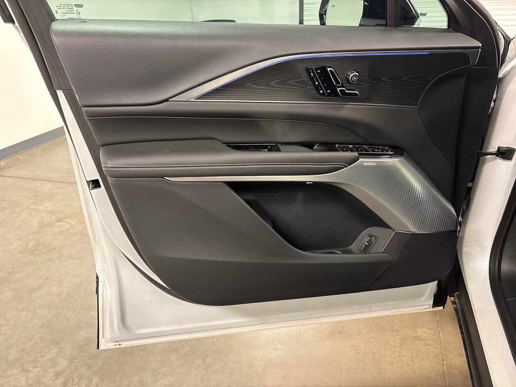 New 2025 Cadillac Lyriq Sport RWD image 22