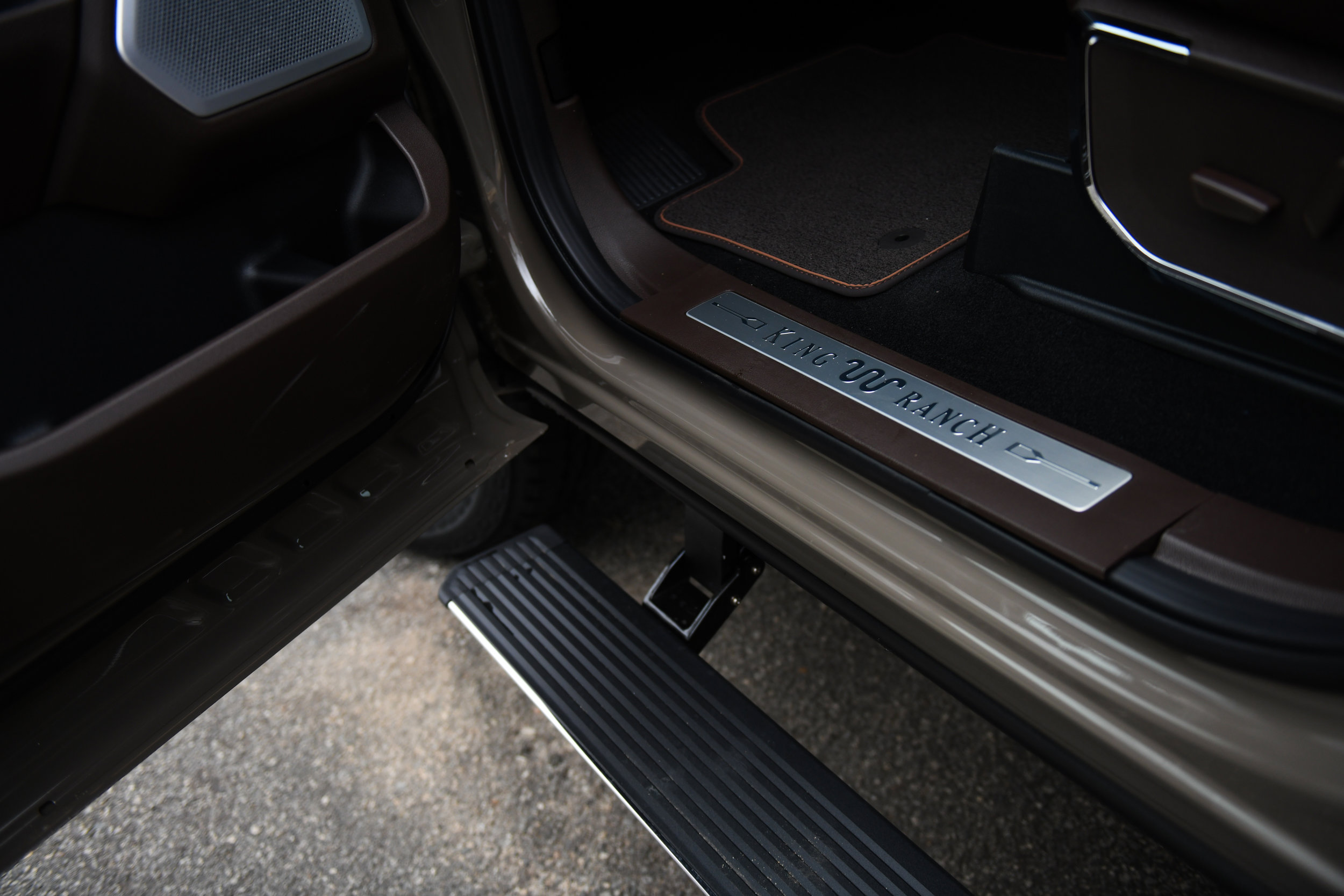 New 2026 Ford F250 King Ranch w/ Chrome Package image 24