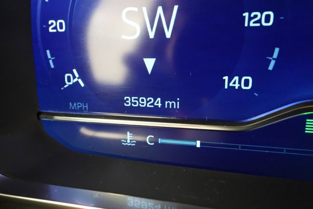 Used 2024 Chevrolet Tahoe High Country w/ Advanced Technology Package image 15